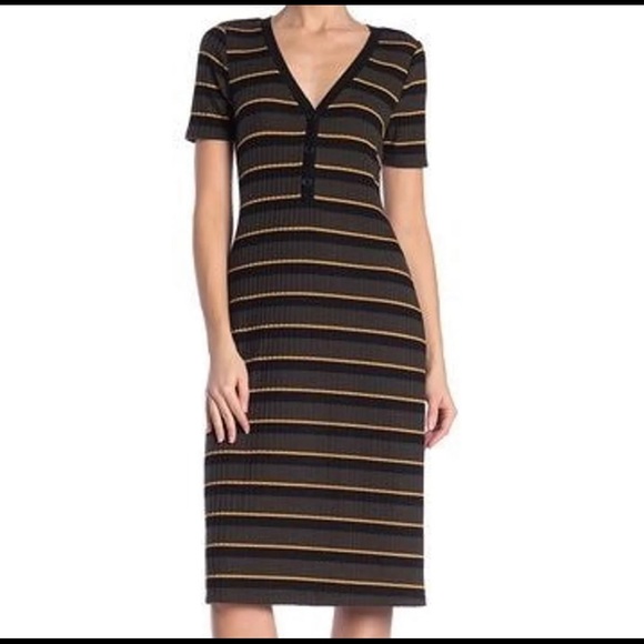 NWT Women’s Striped Ribbed Midi Dress size Medium - Picture 1 of 2